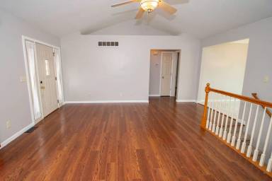 Main picture of 53620 Springfield Ct