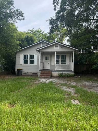 Main picture of 2954 Phyllis St