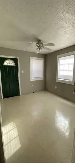 Main picture of 770 Chestnut St SE