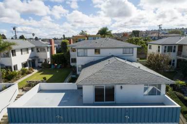 Main picture of 128 Palos Verdes Blvd