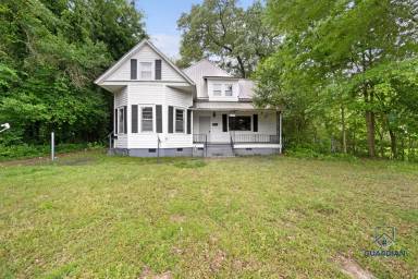 Main picture of 207 N 7th St