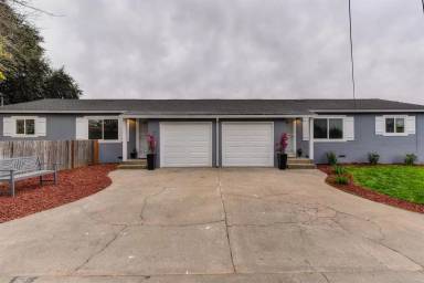 Main picture of 3650 McClellan Dr