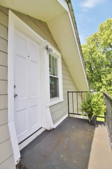 Main picture of 1711 Villa Pl