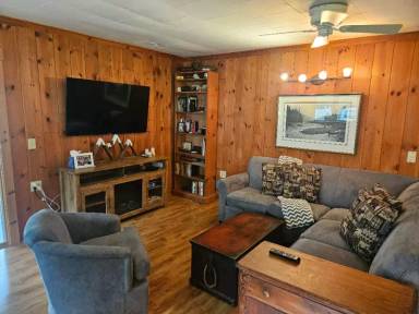 Main picture of 580 Partridge Lake Rd