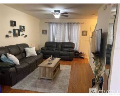 Main picture of 120 Sawtooth Dr