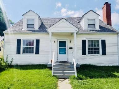 Main picture of 821 Warfield Pl