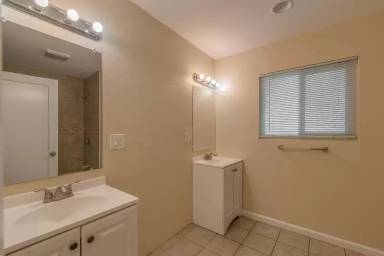 Main picture of 2624 N Center St