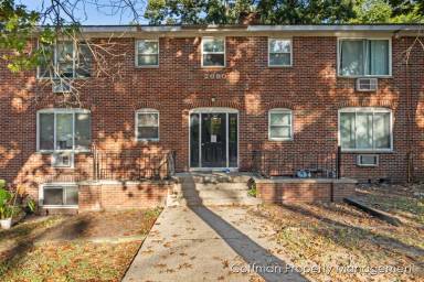 Main picture of 2680 Woodward Ave SW