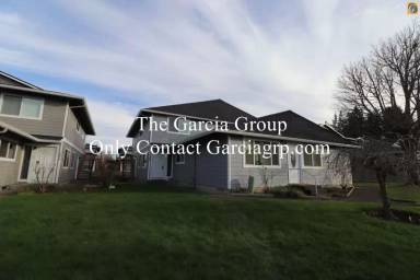 Main picture of 1488 NE Paropa Ct