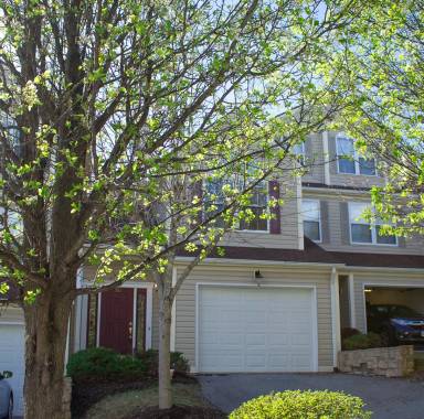 Main picture of 415 Huff Heritage Ln