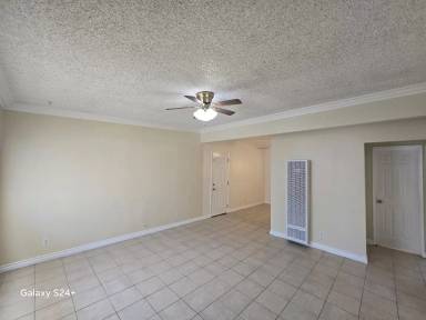 Main picture of 5892 Ocotillo Ave