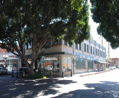 Main picture of 200 E State St
