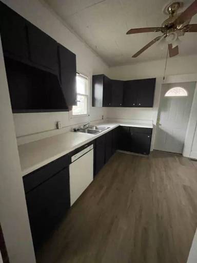 Main picture of 208 Watts Ave