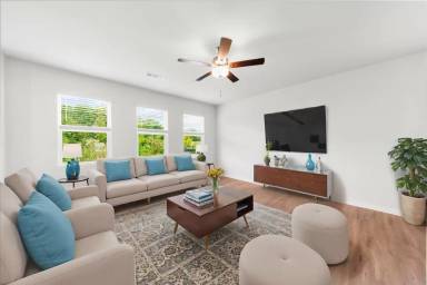 Main picture of 101 Shelter Ln E