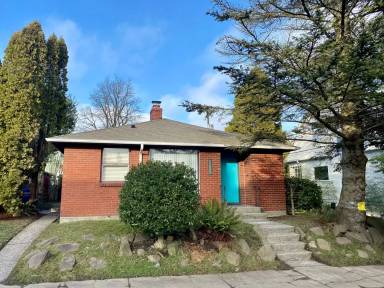 Main picture of 1808 E Highland Dr