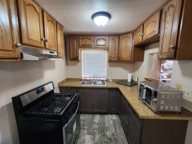 Main picture of 270 C St