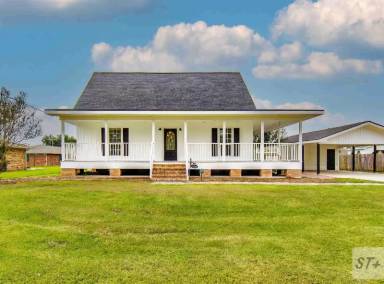Main picture of 408 Lark Dr