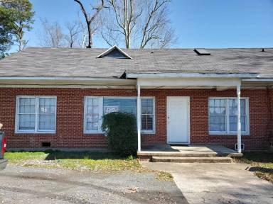 Main picture of 1000 Cole Avenue