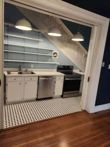 Main picture of 2417 Saint Charles Ave