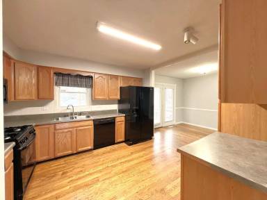 Main picture of 1211 SE 4th Ter