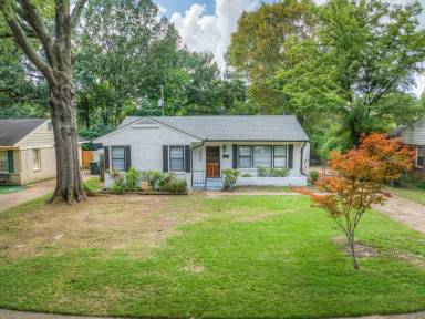 Main picture of 1409 Dearing Rd