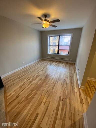Main picture of 1023 W Argyle St