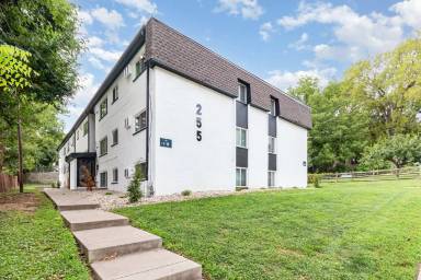Main picture of 255 McGregor Ave
