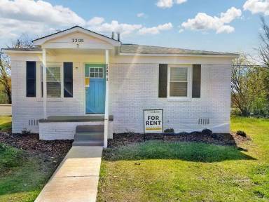 Main picture of The Flats At 2200