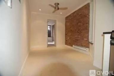 Main picture of 60 Avenue B
