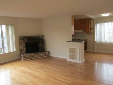 Main picture of 365 Warwick Ave