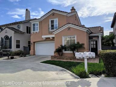 Main picture of 31 Nopalitos Way