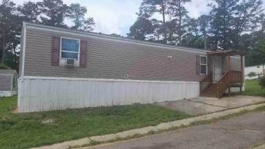 Main picture of 205 Holt Ave