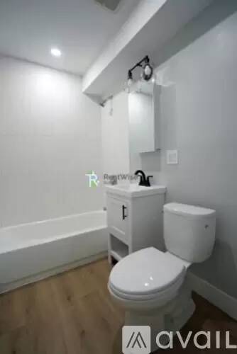 Main picture of 741 E 6th St