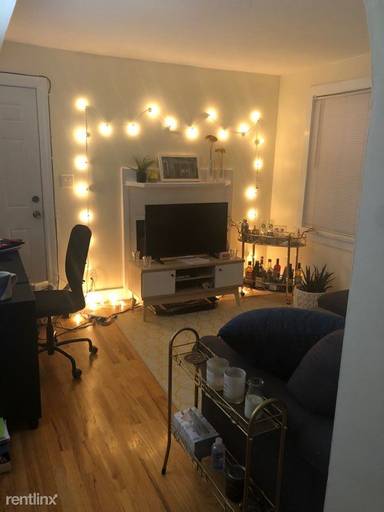 Main picture of 3006 N Sheffield Ave