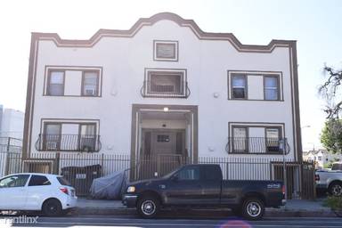 Main picture of 3846 S Grand Ave