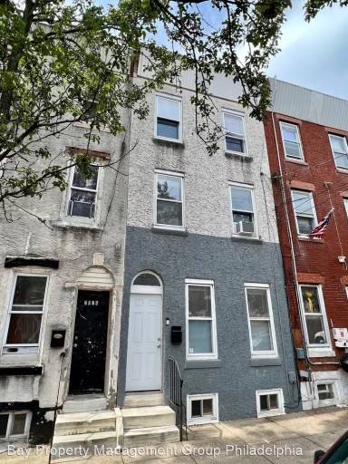 Main picture of 2074 E Elkhart St
