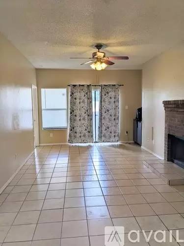 Main picture of 2507 W Slaughter Ln