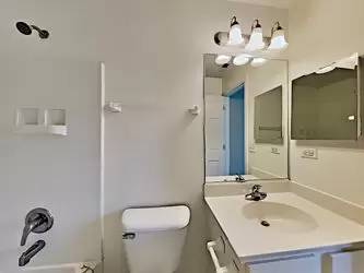 Main picture of 520 Ramsden Rd