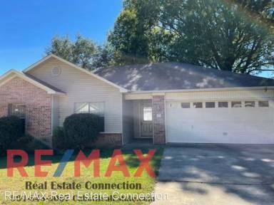 Main picture of 20 Ryleigh Cir