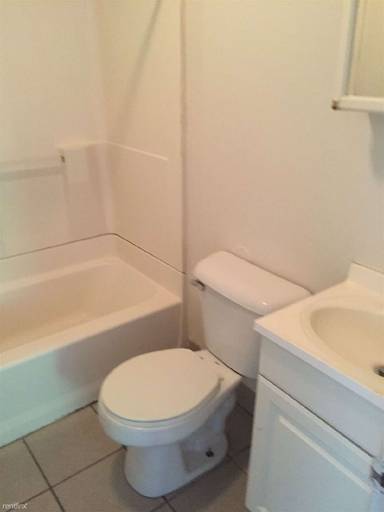 Main picture of 8046 Prospect Ave