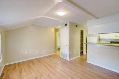 Main picture of 3800 Allegro Lugar St