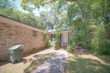 Main picture of 1726 Hartsfield Rd