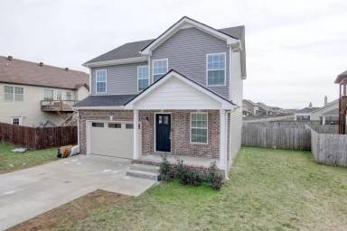 Main picture of 702 Ellie Nat Dr