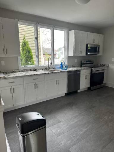 Main picture of 24 Blaisdell St