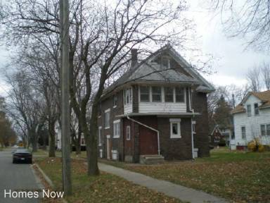 Main picture of 224 N Day Ave