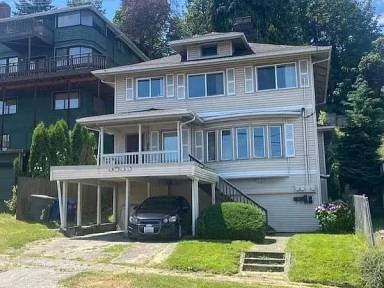 Main picture of 1215 24th Ave E