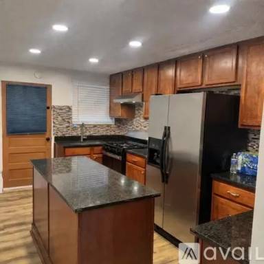 Main picture of 622 Logan St
