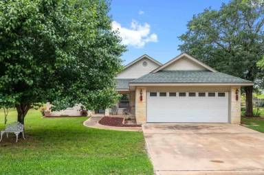 Main picture of 169 Chesterfield Dr
