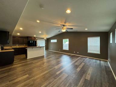 Main picture of 1166 Riverfront Way