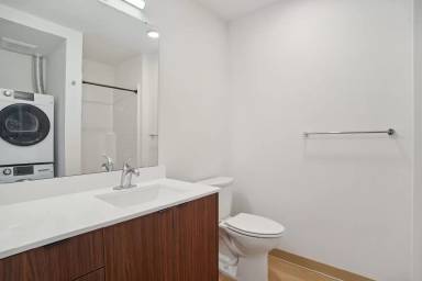 Main picture of 4011 Wallingford Ave N